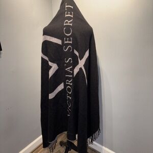 Victoria's Secret‎ Pink Heart Black Throw /Shaw COZY Blanket Fringe 51 X 61 Pink